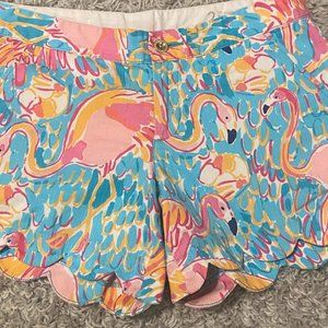 LILLY PULITZER Buttercup Shorts – Peel-n-Eat; Size 2